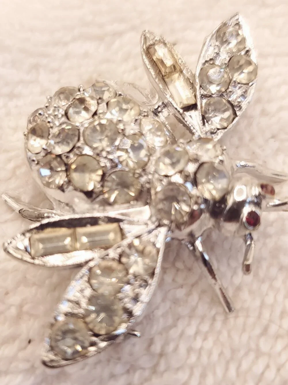 6 Brooches, items # B- 1185-1190,.  wt. 48 grams.